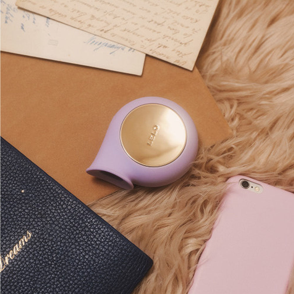 LELO Sila Sonic Clitoral Massager