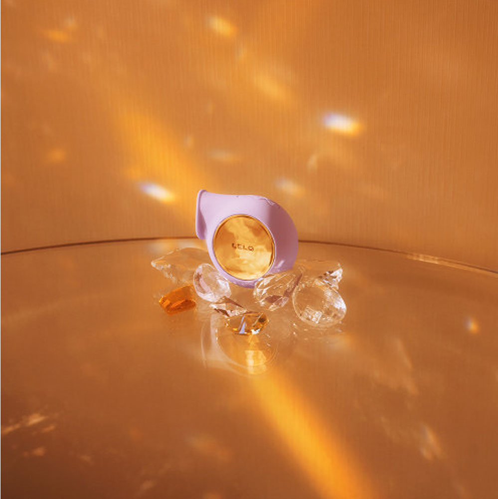 LELO Sila Sonic Clitoral Massager